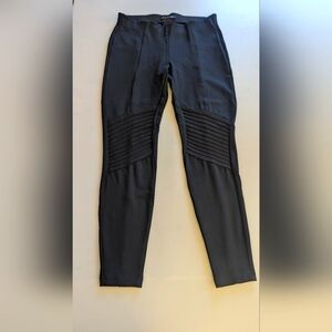 Zac & Rachel Black Stretchy Curvy Banded Pull On Pants. Size Small. Like New